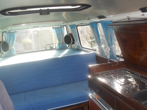 L'intérieur 1