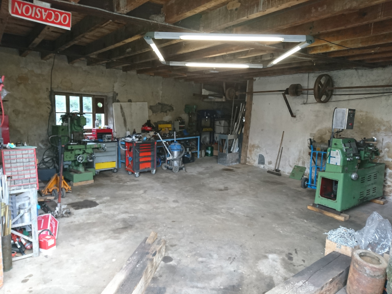 interieur atelier.JPG